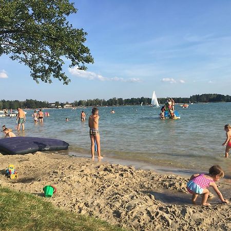 Hotel Bialy Dwor Okuninka Exteriör bild